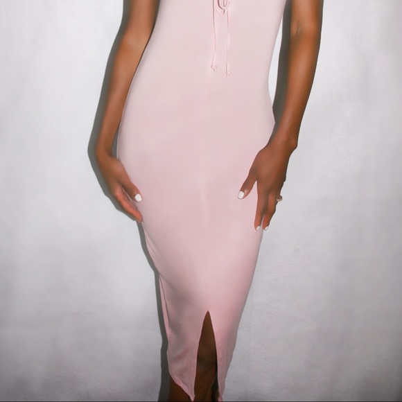 New Front tie sleeveless dress - Picture 2 of 3