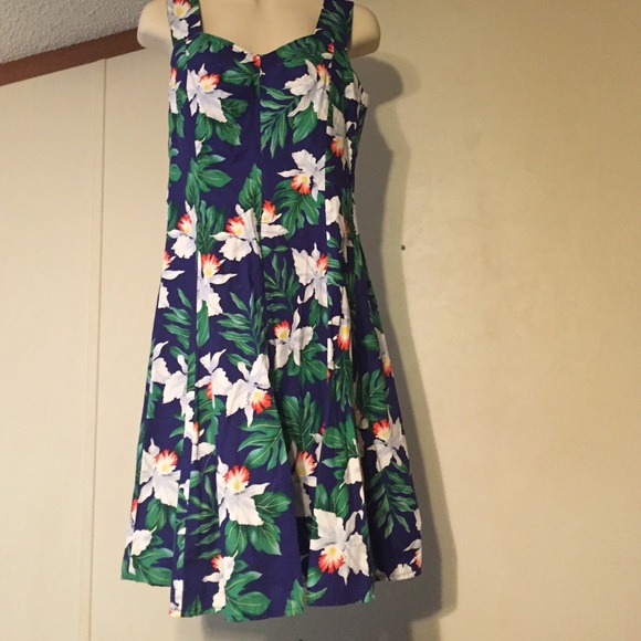 Evergreen Island Dresses & Skirts - CUTE SUNDRESS- Made in Hawaii by Evergreen Island