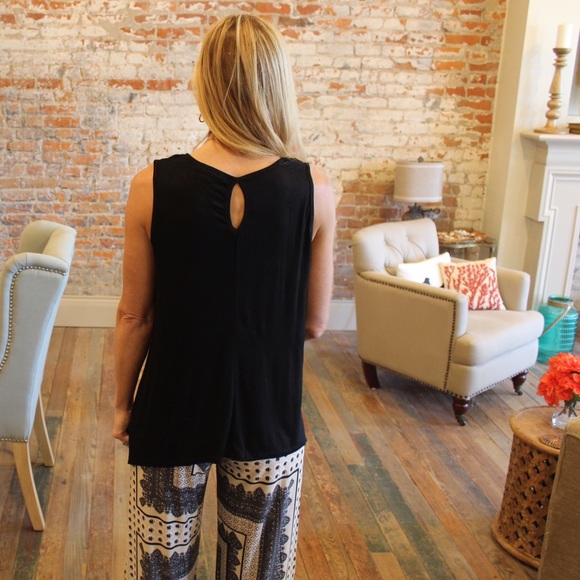 Black asymmetrical soft knit top - Picture 3 of 4