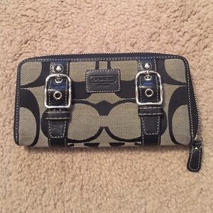 Coach wallet