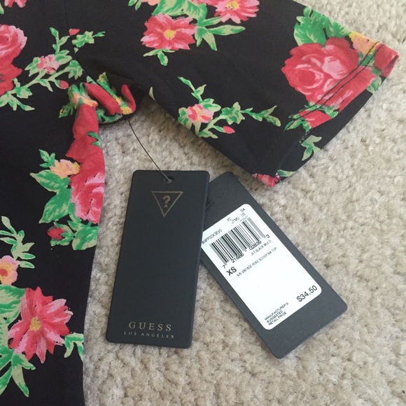 Guess Floral Crop Top - Rare Find - Picture 4 of 4