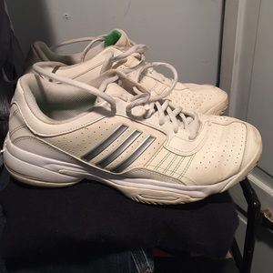 Womens tennis sneakers