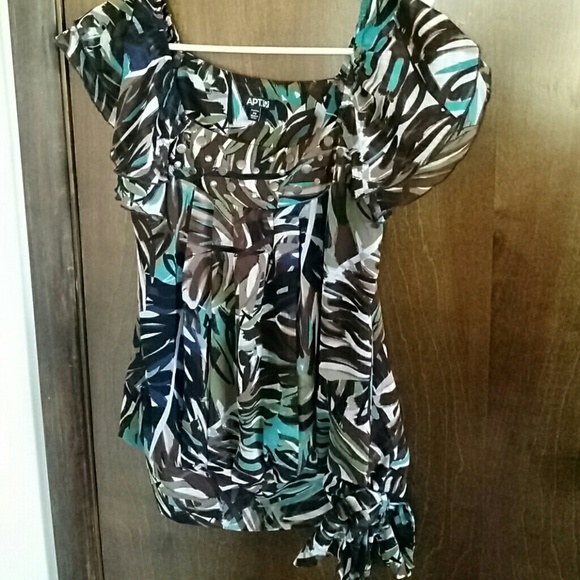 Multi-patterned short sleeved blouse - Picture 1 of 4