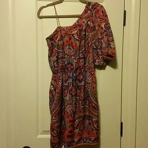 Cute one shoulder multi colored dress