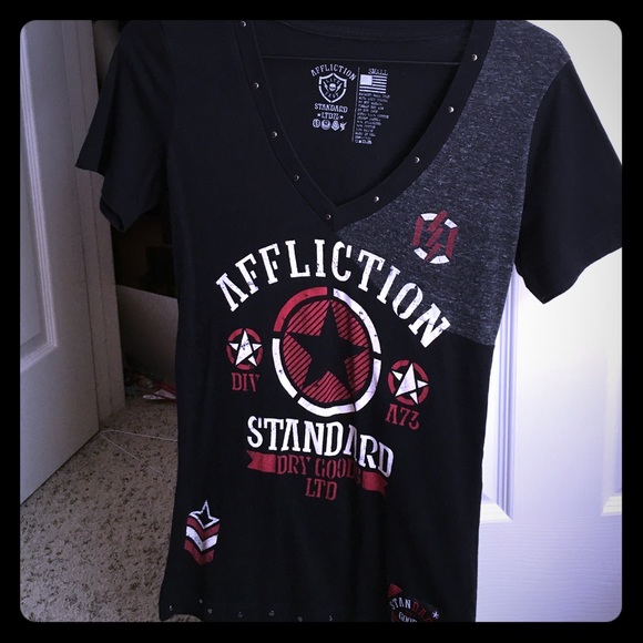 Affliction girls vneck tee from The Buckle