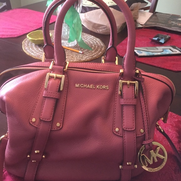 Brand new light pink Michael Kors purse!