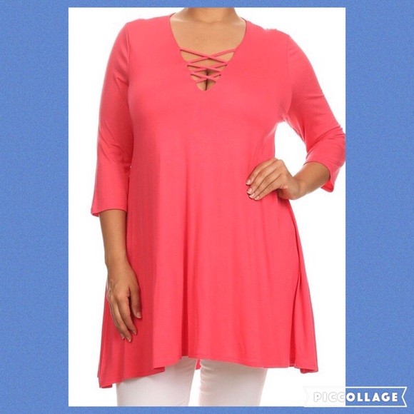 M❤️ Tops - 🎉2X HP🎉 Caged chest coral tunic plus sizes