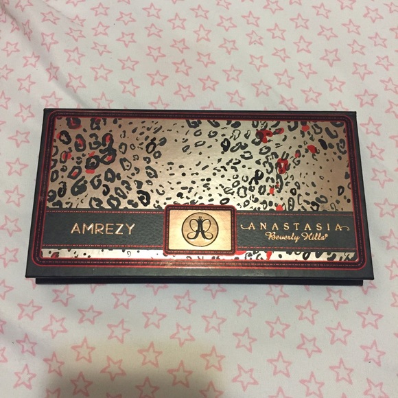 Amrezy Palette