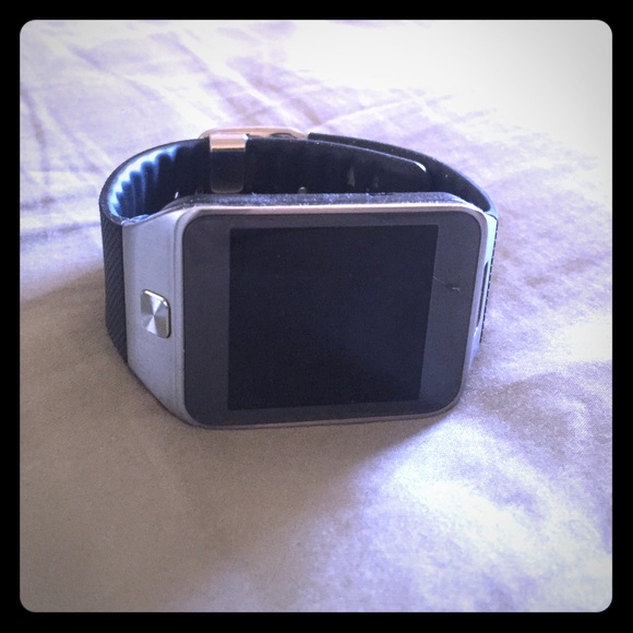 Galaxy watch with charger - Picture 1 of 1