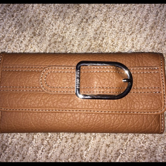 Nine West Wallet - Picture 1 of 4