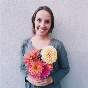 Meet your Posher, Whitney