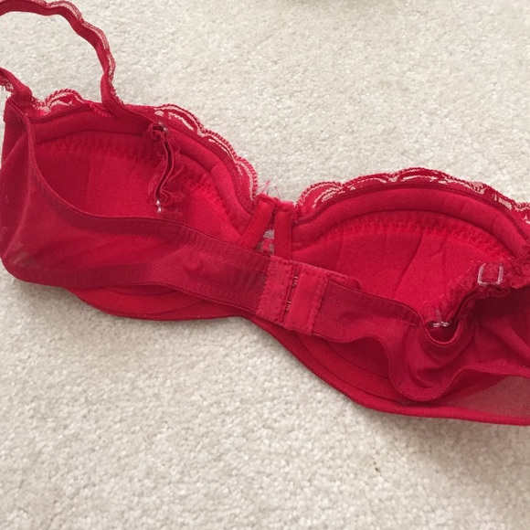 ⭐️ Red lace bra - Picture 5 of 5