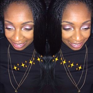 Meet your Posher, Ebony