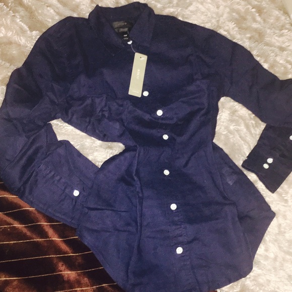**MAKE AN OFFER** NWT Cotton/Linen Shirt