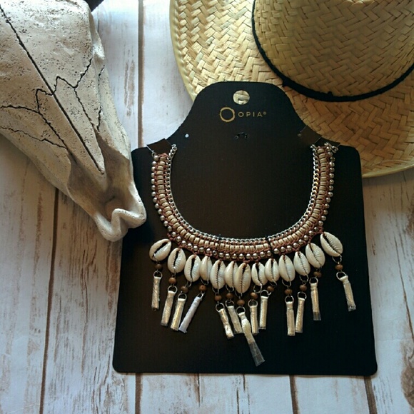 Jewelry - Boho statement necklace