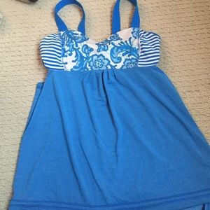 Lulu lemon workout top with open sides