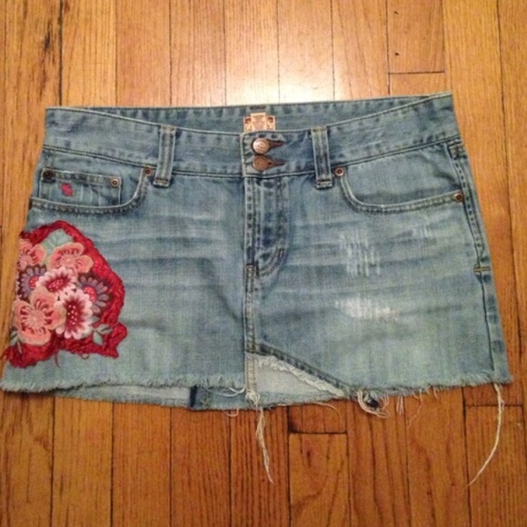 [FINAL SALE] Abercrombie & Fitch Jean Floral Skirt