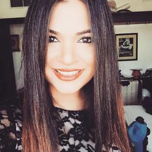 Meet your Posher, Cristal marie