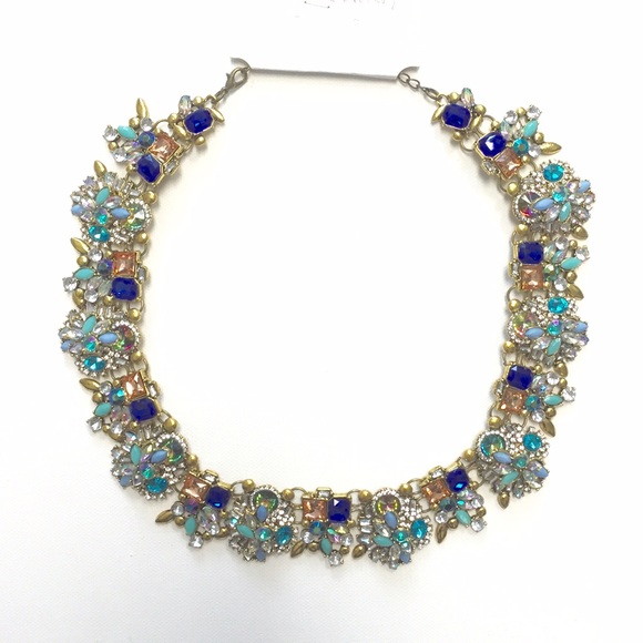 NWT Statement necklace - Picture 2 of 3
