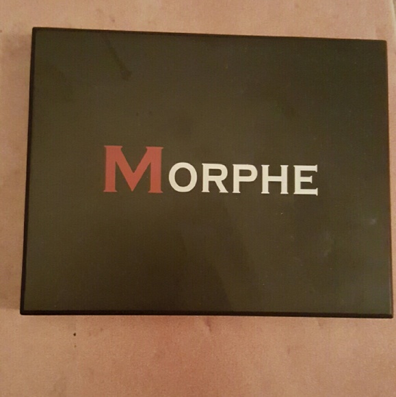 Morphe eyeshadow palette