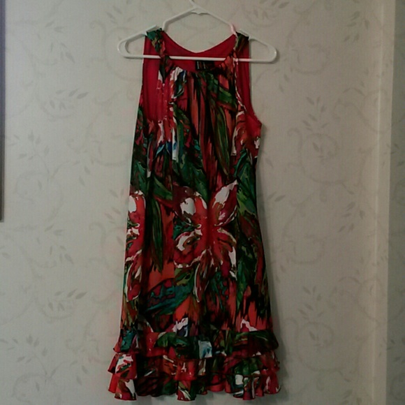 Dress sleveless multi colored