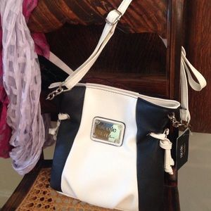 Nicole Miller Handbag 🌻Final Mark Down🌻