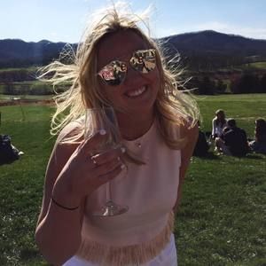 Meet your Posher, Savannah