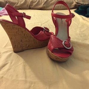 Cork wedges