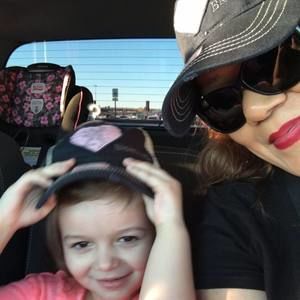 Meet your Posher, Sara