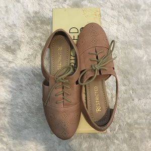 Peach colored oxfords