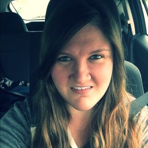 Meet your Posher, Mallory