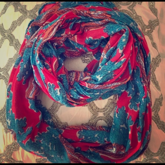 ✨3✨LILLY PULITZER Scarves BETTER THAN A BUNDLE - Picture 4 of 4