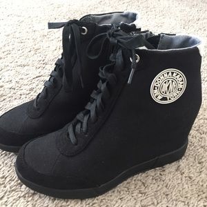 DKNY shoes *brand new*