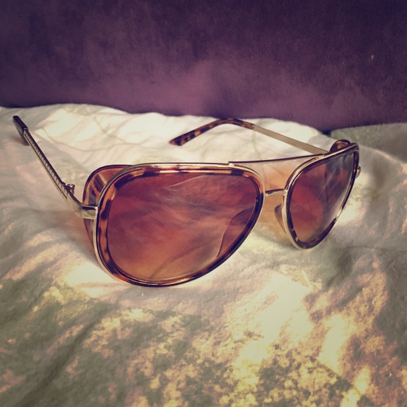 Retro Gold Animal Leopard Print Aviator Sunglasses