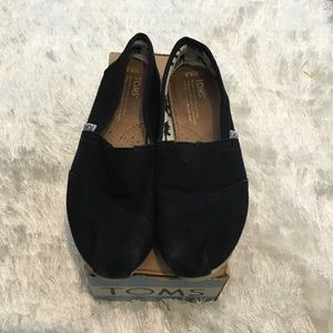 Black Toms
