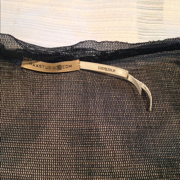 Top - Picture 2 of 3