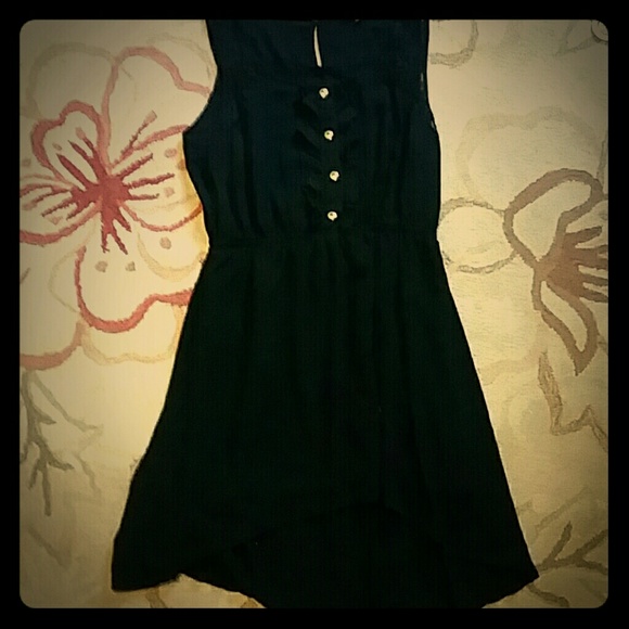 *SOLD**  L/XL Feminine Hi/Low Mini Dress / Tunic