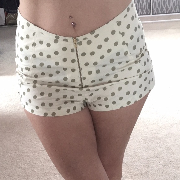 One Teaspoon Adorable Polka Paradise Shorts NWT💝 - Picture 4 of 8