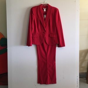 Women's 2 pc Suit