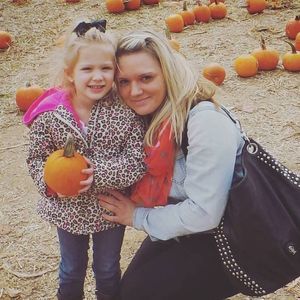 Meet your Posher, Kasey