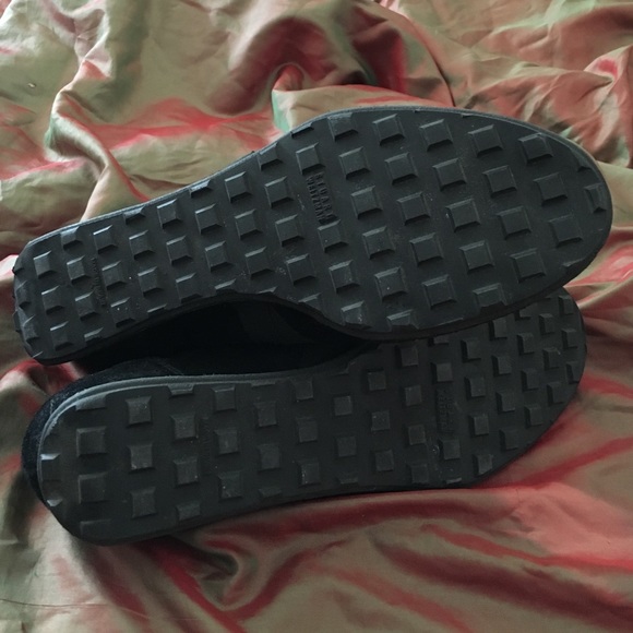 STUART WEITZMAN SNEAKER SHOE - Picture 3 of 4