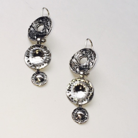 Dangle earrings