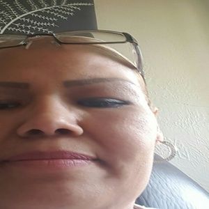 Meet your Posher, Yvette