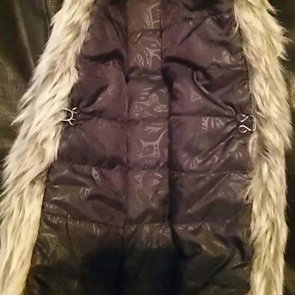 Ariat best size Sm - Picture 4 of 4