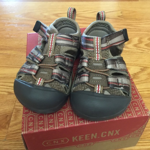 Keen tots sandals, size US 4.