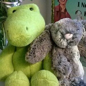 Meet your Posher, Alicia