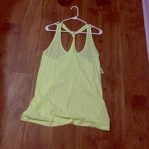 New with tags // twist tie tank