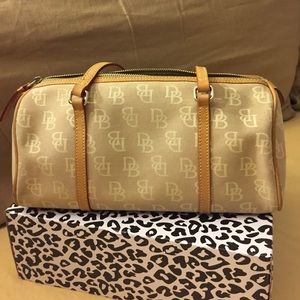 Dooney & Burke shoulder bag