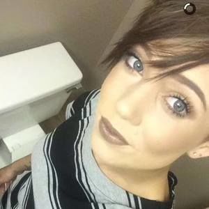 Meet your Posher, Savannah