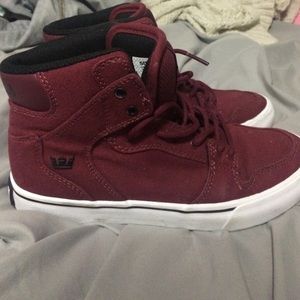 Maroon Supras